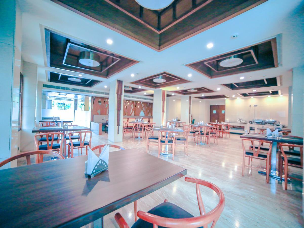Oyo 6472 Hotel Metropolitan Mohammadnagar Exterior photo