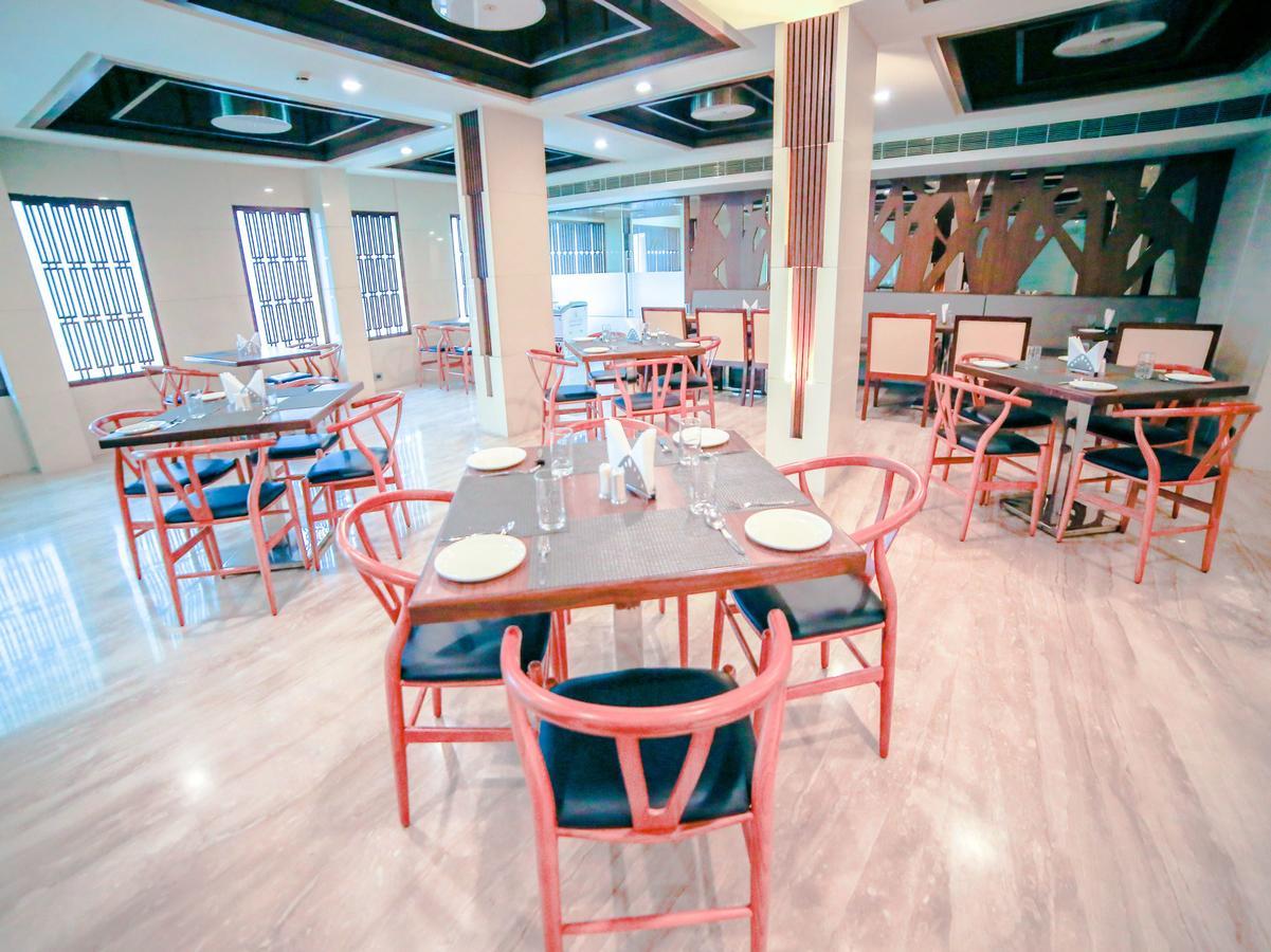 Oyo 6472 Hotel Metropolitan Mohammadnagar Exterior photo